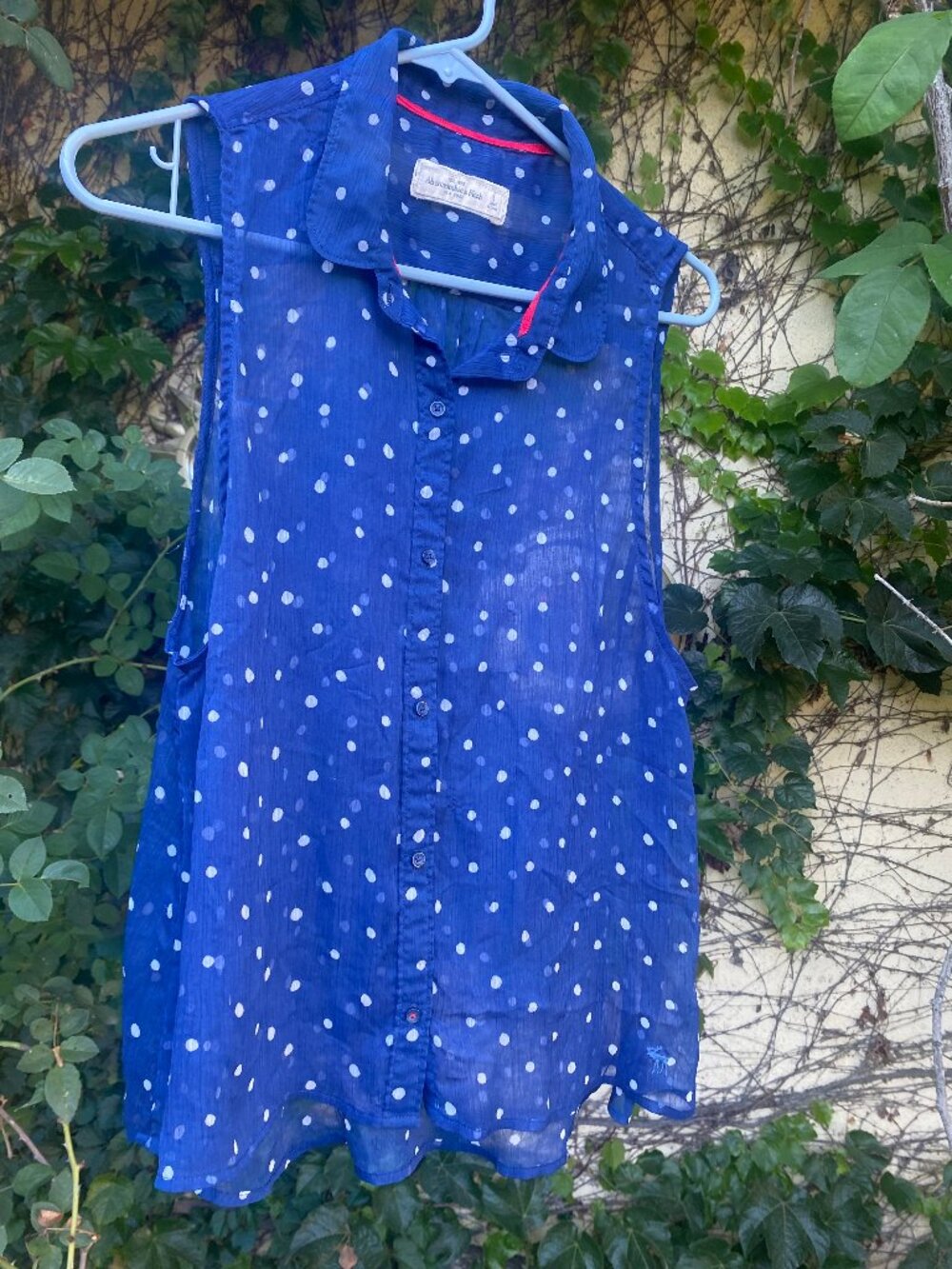 Abercrombie & Fitch Women's Blue Sleeveless Top Large - Picture 5 of 7